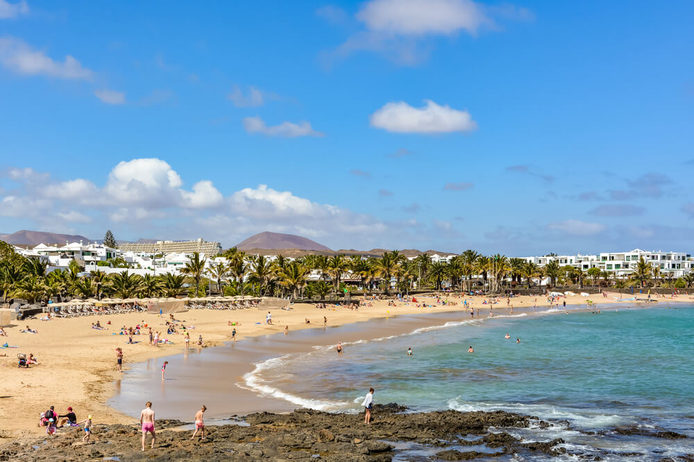 Costa Teguise, spiagge con poco vento a Lanzarote