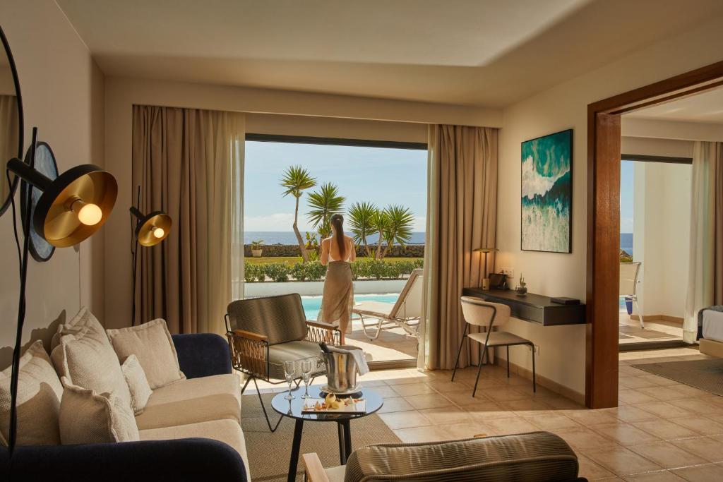 Secrets Lanzarote Resort & Spa3